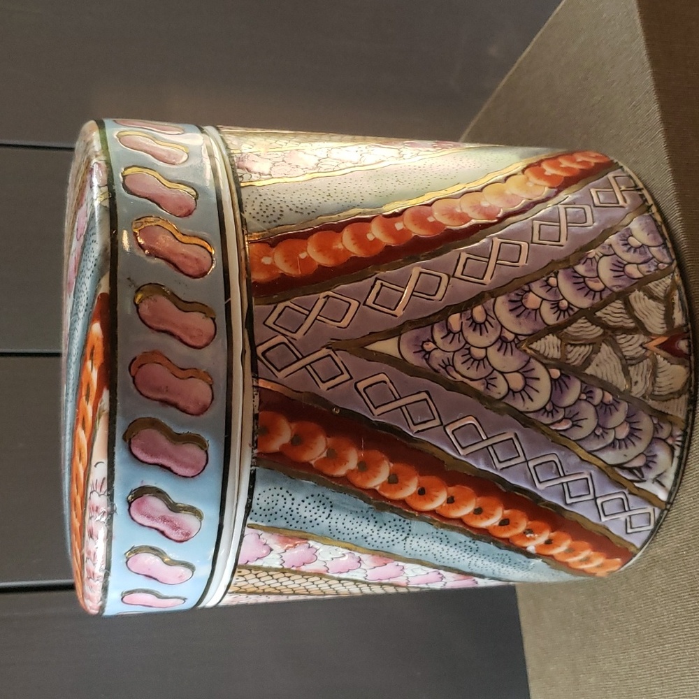 Heygill ceramic covered dish/canister vtg 6in
